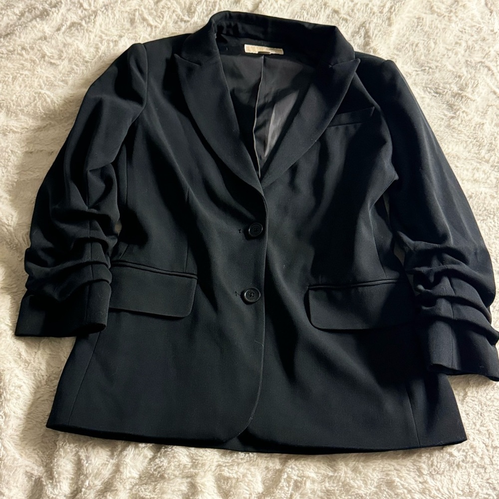 Michael Kors Black Blazer Suit Jacket with Notched Lapel and Long Sleeves